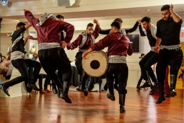 Tradição Árabe: Dabke